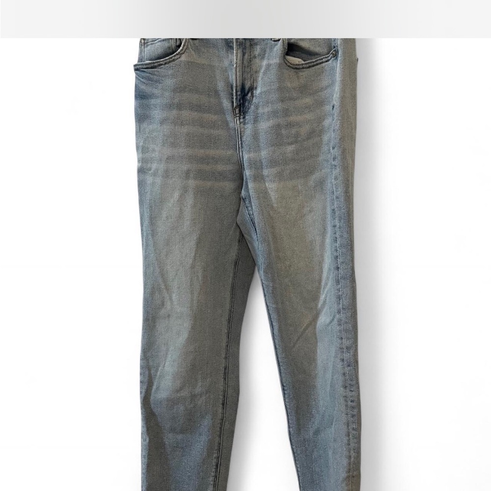 American Eagle Outfitters Light Blue Straight Leg Jeans